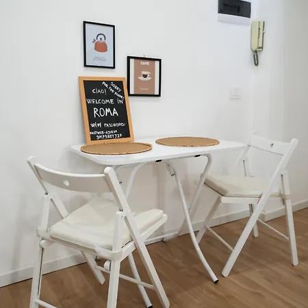 Camelia's Garden Apartment Rome