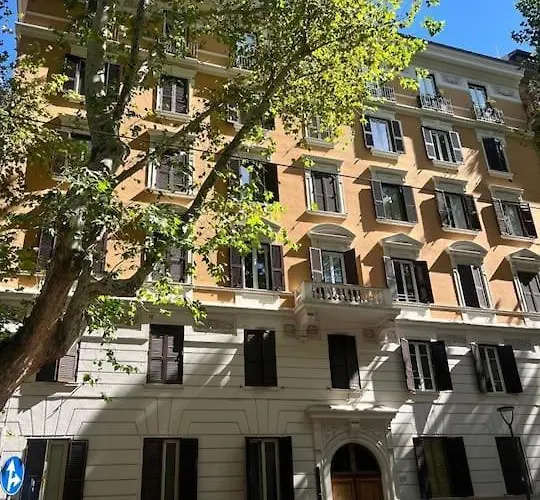 Camelia's Garden Apartment *